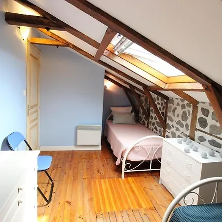 Holiday home Maison Renovee Avec Jardin Et Terrasse, Proche Et Activites, 4 Pers - Fr-1-742-196 *